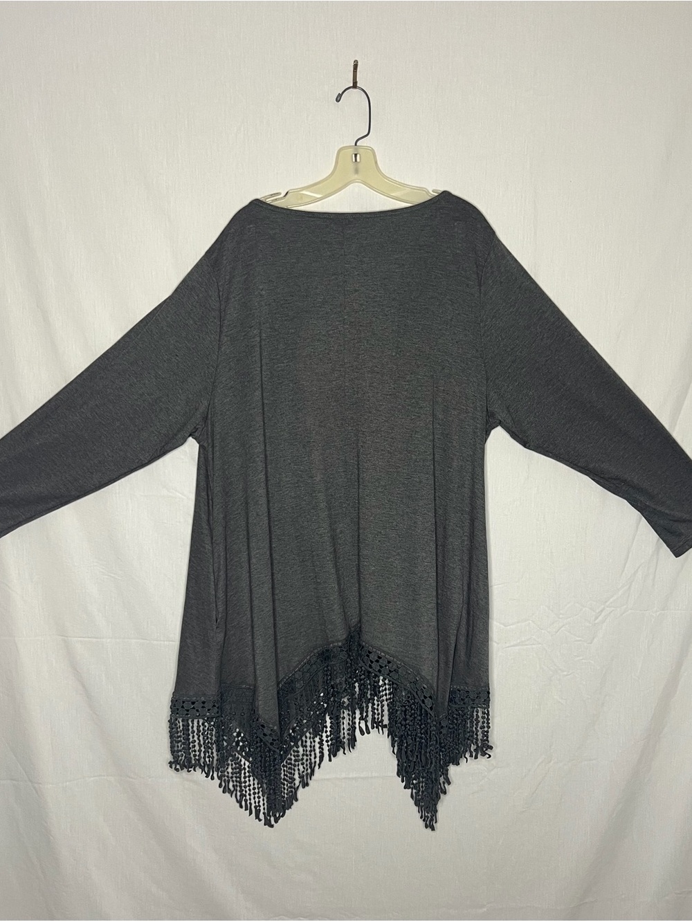 NWT BloomChic Charcoal Gray Fringe Hem Tunic Top Plus Size 22/24